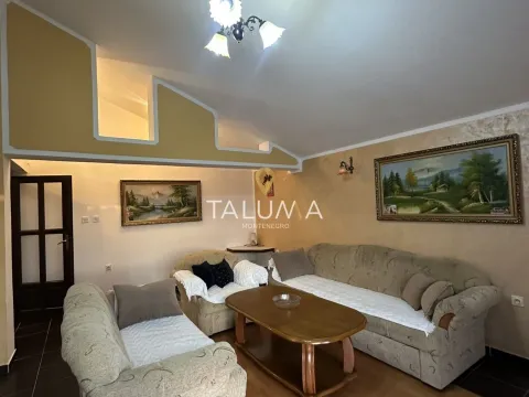 Izdavanje, trosoban stan, 120m², Vranići, Podgorica - image 13