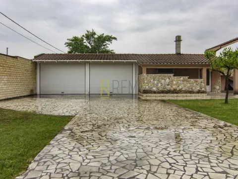 Prodaja, kuća, 400m², Danilovgrad, Crna Gora - image 3