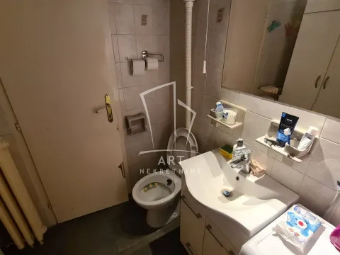 Prodaja, dvosoban stan, 71m², Novi Beograd Blok 62, Novi Beograd Sve Podlokacije - image 8