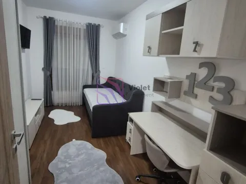 Izdavanje, dvosoban stan, 77m², Master Kvart, Podgorica - image 8