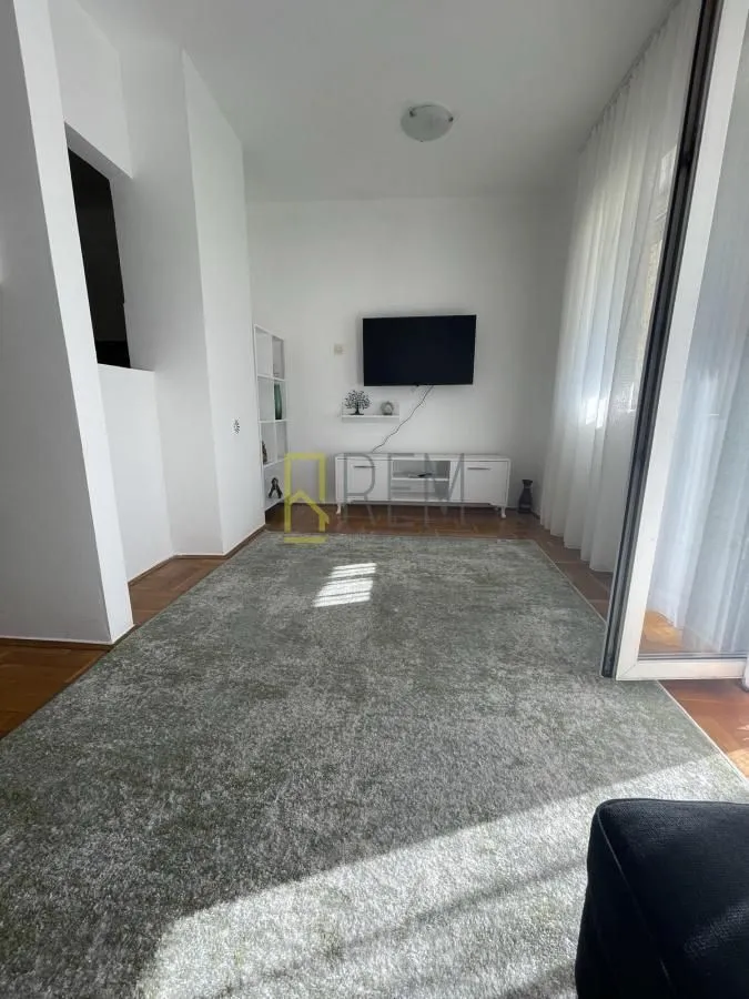 Prodaja, dvosoban stan, 65m², Stari Aerodrom, Podgorica