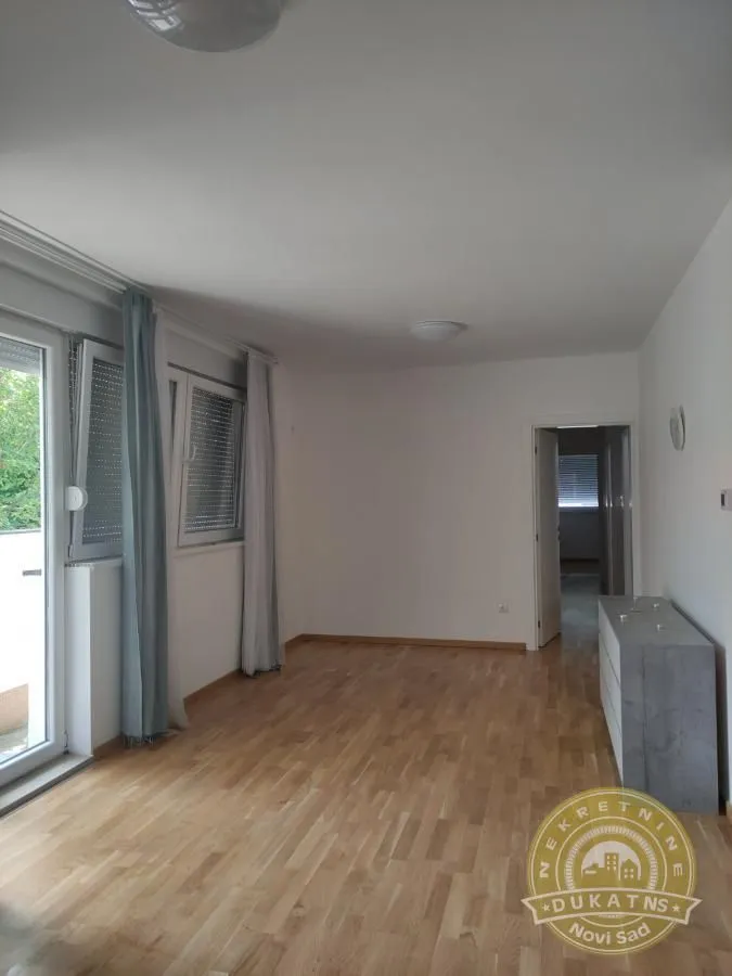 Izdavanje, četvorosoban stan, 74m², Adice, Novi Sad Sve Podlokacije