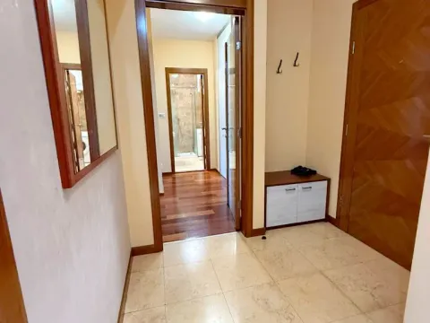 Rent, two bedroom apartment, 69m², Centar, Podgorica - image 10