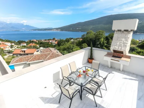 Prodaja, kuća, 360m², Đenovići, Herceg Novi - image 19