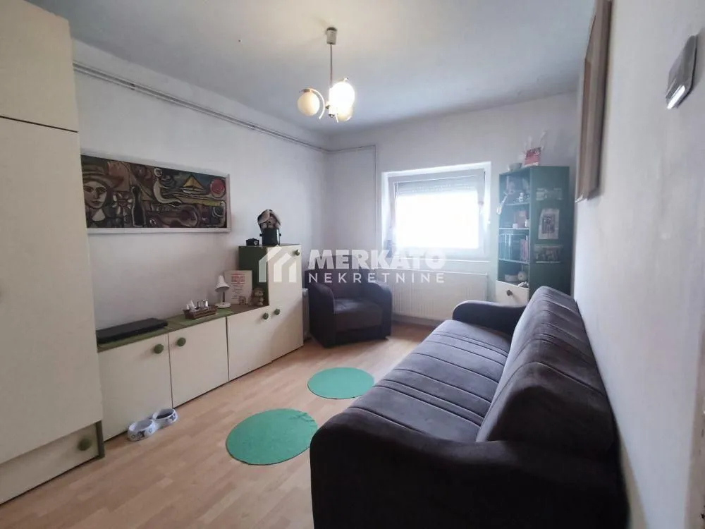 Prodaja, kuća, 190m², Berbersko staro, Zrenjanin