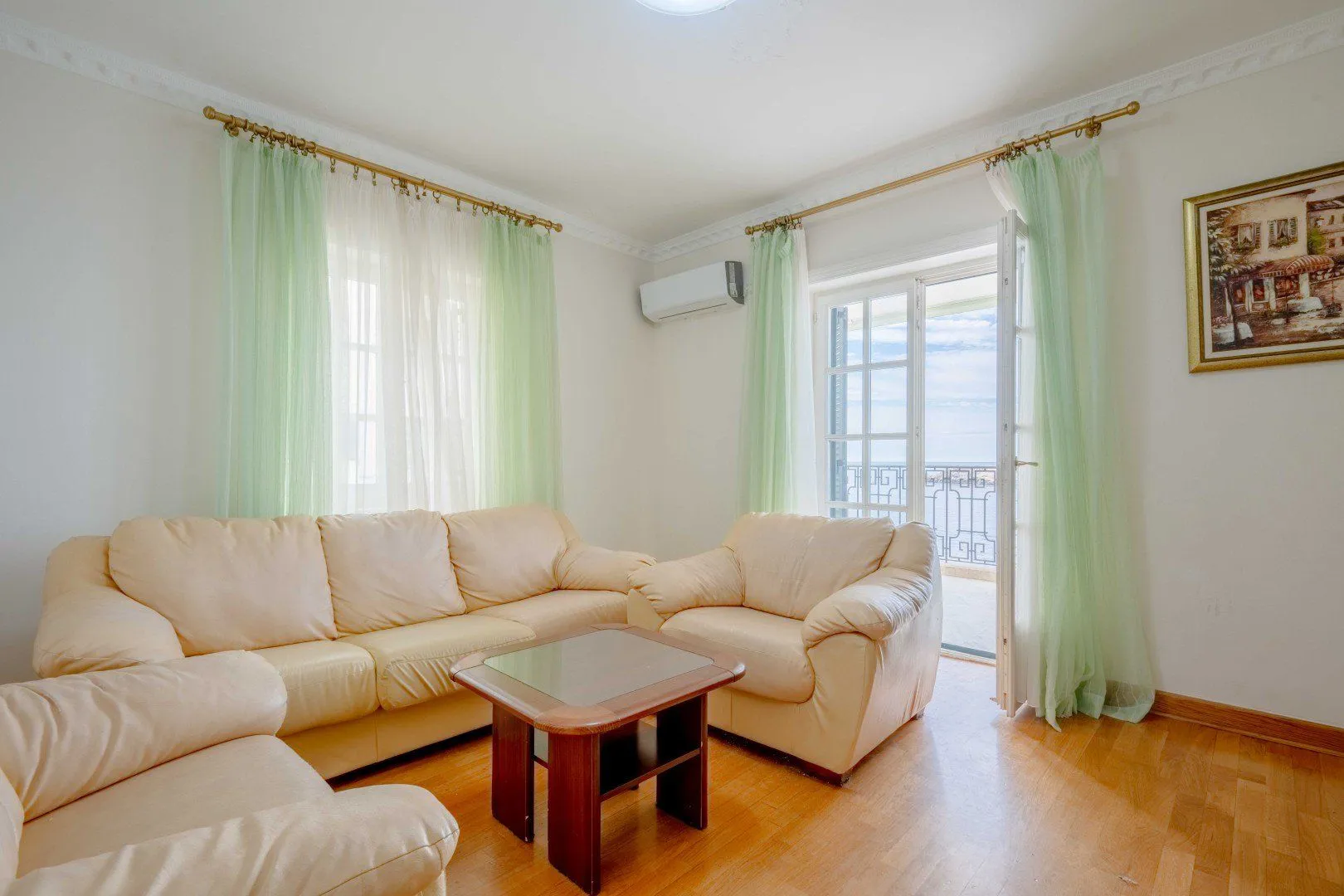 Sale, four bedroom apartment, 131m², Sveti Stefan, Budva