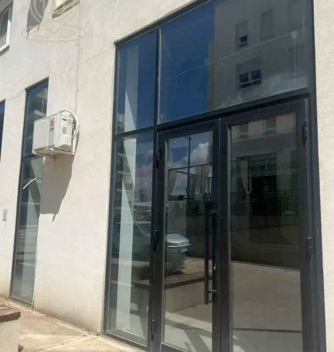 Sale, office space, 95m², Višnjička Banja, Palilula Sve Podlokacije