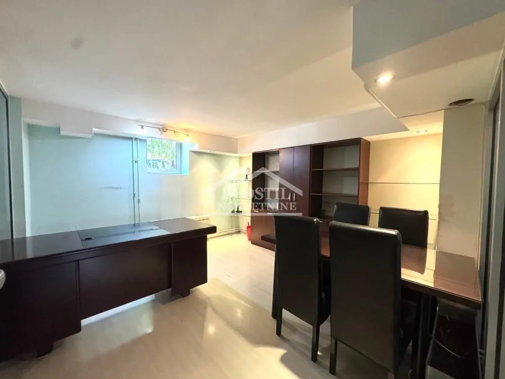 Rent, office space, 70m², Crveni Krst, Beograd