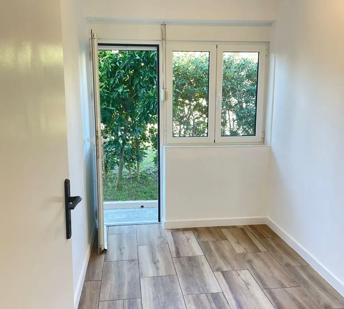 Prodaja, kuća, 118m², Dumidran, Tivat