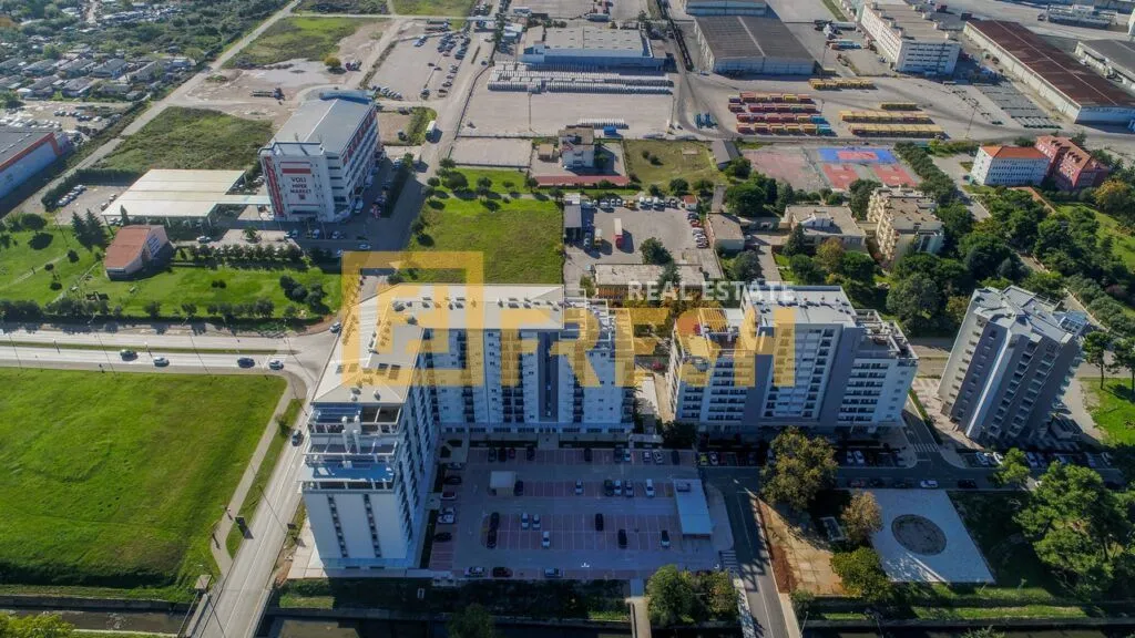 Rent, office space, 145m², Bar, Crna Gora