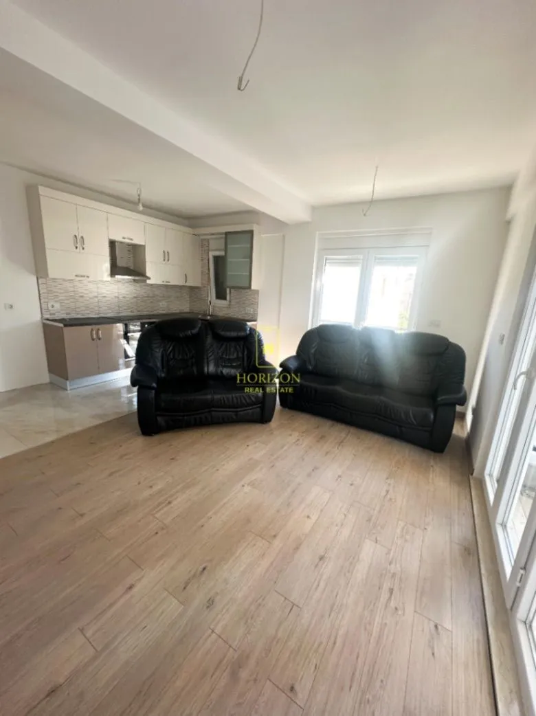 Prodaja, jednosoban stan, 53m², Stari Aerodrom, Podgorica