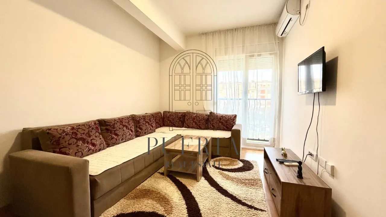 Izdavanje, jednosoban stan, 36m², Stari Aerodrom, Podgorica