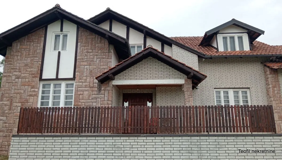 Prodaja, kuća, 479m², Ljig, Srbija