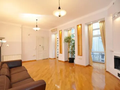 Izdavanje, poslovni prostor, 160m², Stari Grad, Beograd - image 6