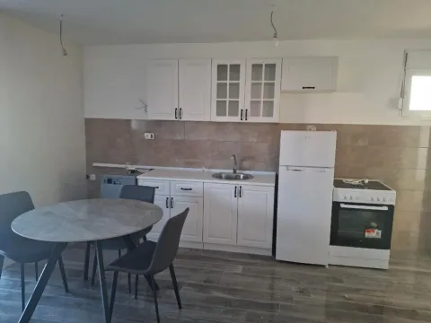 Izdavanje, dvosoban stan, 70m², Donja Gorica, Podgorica - image 7