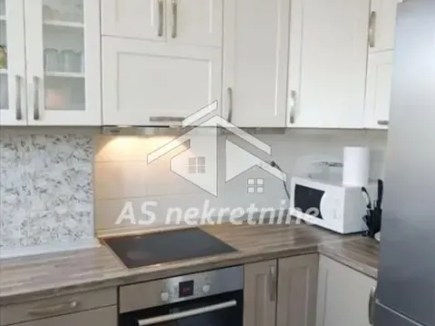 Izdavanje, četvorosoban stan, 80m², Profesorska Kolonija, Palilula Sve Podlokacije - image 10