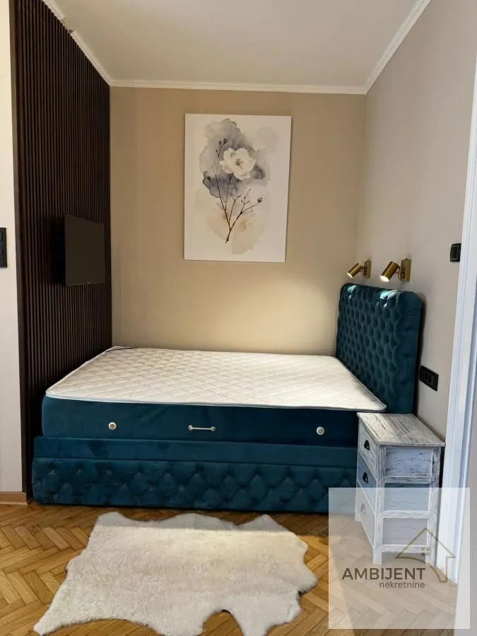 Rent, one bedroom apartment, 24m², Stari Grad, Beograd