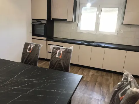 Prodaja, kuća, 100m², Mataguži, Podgorica - image 8