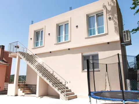 Izdavanje, jednosoban stan, 60m², Radanovići, Kotor - image 9