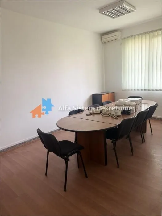 Rent, office space, 95m², Savski Venac, Beograd