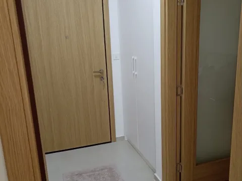 Rent, one bedroom apartment, 50m², City Kvart, Podgorica - image 6