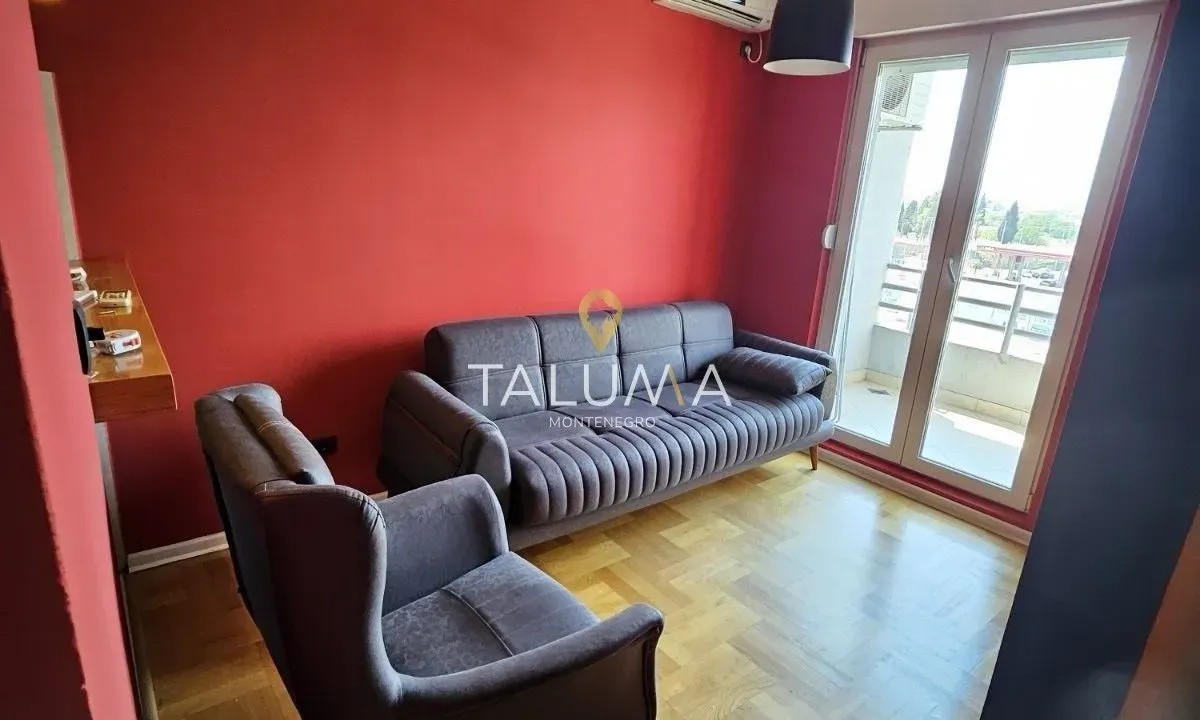 Izdavanje, jednosoban stan, 35m², Stari Aerodrom, Podgorica