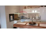 Rent, two bedroom apartment, 109m², Bečići, Budva - image 2