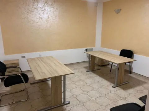 Izdavanje, poslovni prostor, 40m², Preko Morače, Podgorica - image 4