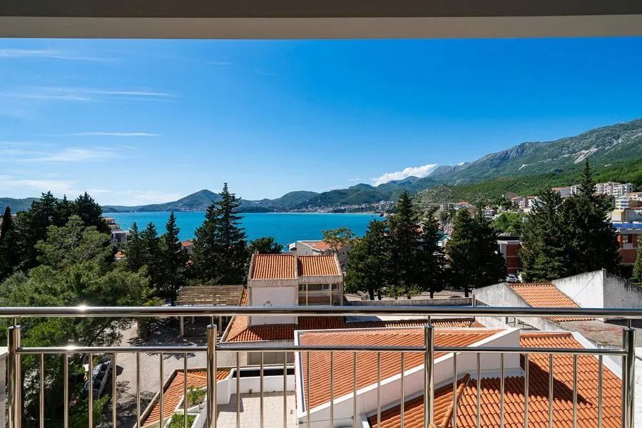 Sale, apartment, 75m², Pržno, Budva