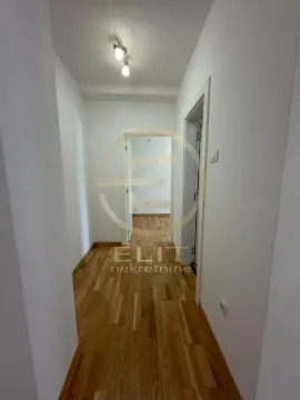 Izdavanje, stan, 55m², Bulevar Oslobodjenja, Novi Sad Sve Podlokacije - image 5