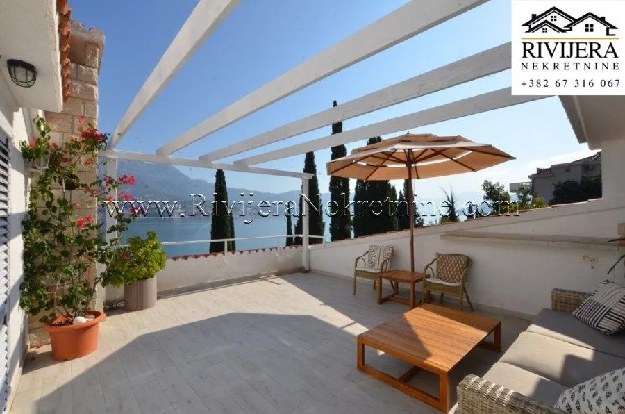 Prodaja, kuća, 203m², Njivice, Herceg Novi