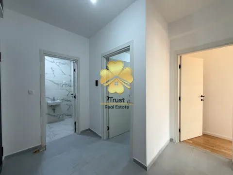 Rent, three bedroom apartment, 112m², Stari Aerodrom, Podgorica - image 4