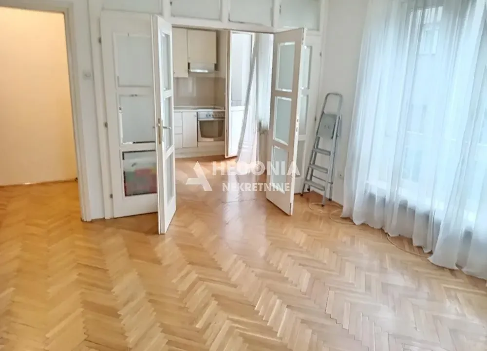 Sale, three bedroom apartment, 70m², Vračar Hram, Vračar Sve Podlokacije