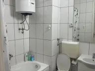 Izdavanje, dvosoban stan, 75m², Pejton, Podgorica - image 10