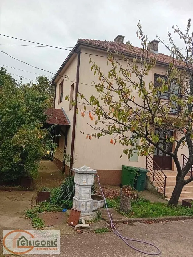 Sale, house, 74m², Čukarica, Beograd