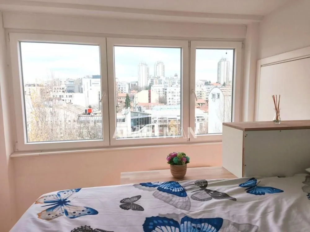 Prodaja, trosoban stan, 68m², Lekino Brdo, Voždovac Sve Podlokacije