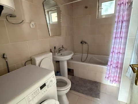 Sale, one bedroom apartment, 43m², Petrovac, Budva - image 8