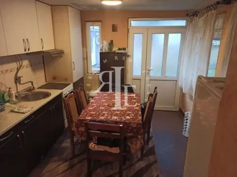 Prodaja, kuća, 70m², Vračar Sve Podlokacije, Beograd - image 9