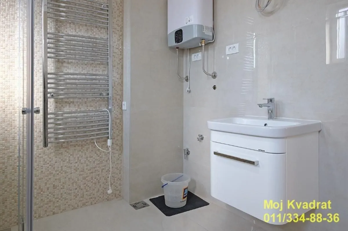 Prodaja, trosoban stan, 71m², Lion, Zvezdara Sve Podlokacije
