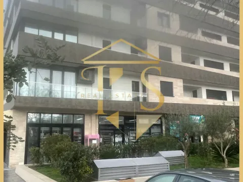 Izdavanje, poslovni prostor, 50m², Seljanovo, Tivat - image 7