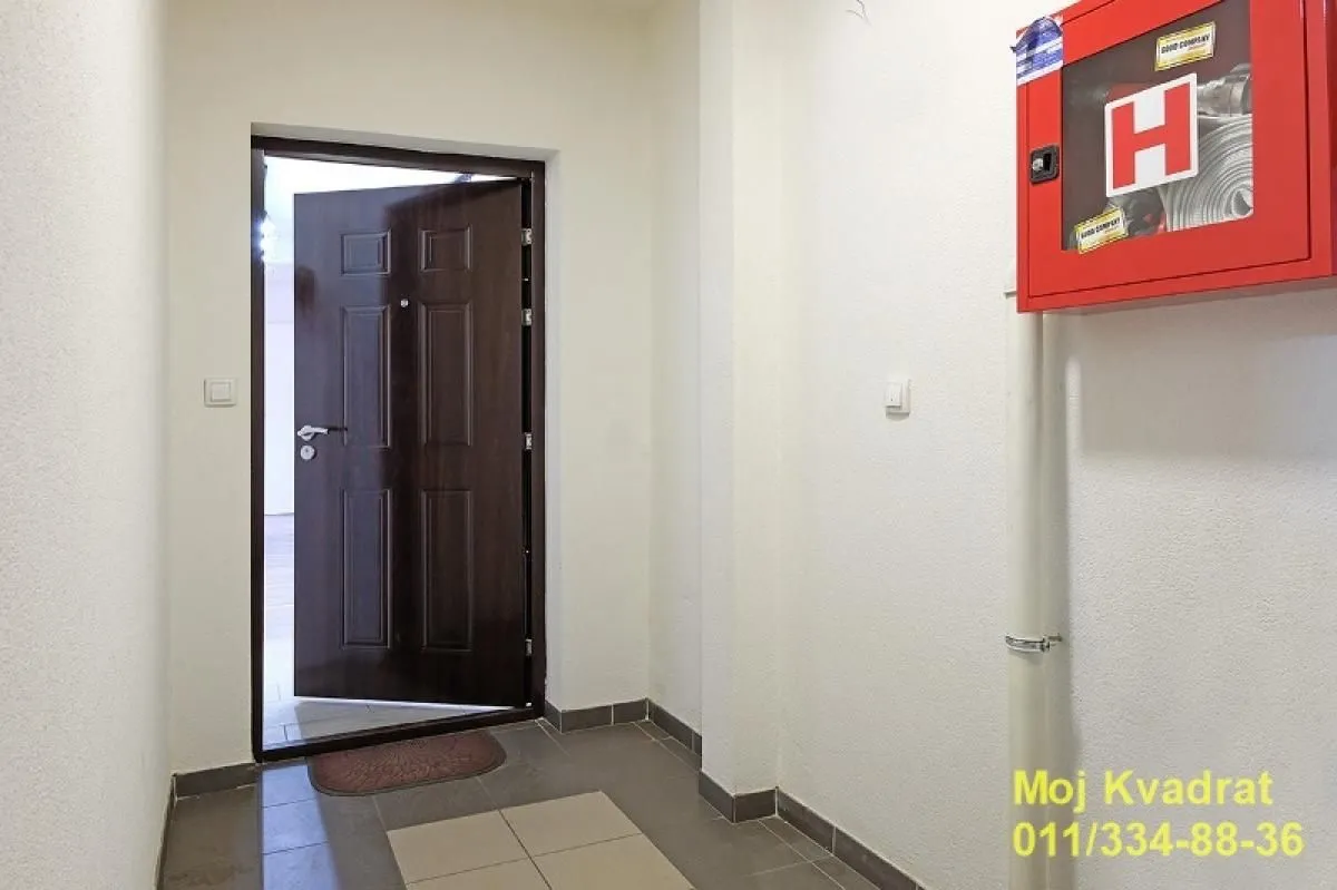 Prodaja, trosoban stan, 75m², Veliko Gradište, Srbija