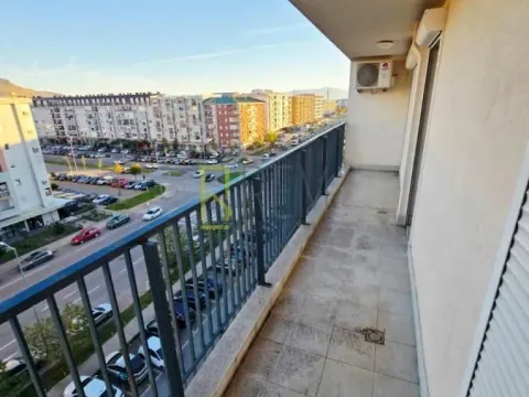 Sale, two bedroom apartment, 72m², Stari Aerodrom, Podgorica - image 4