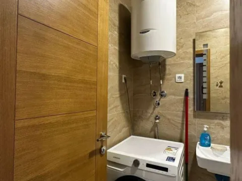 Rent, one bedroom apartment, 45m², Budva, Crna Gora - image 8