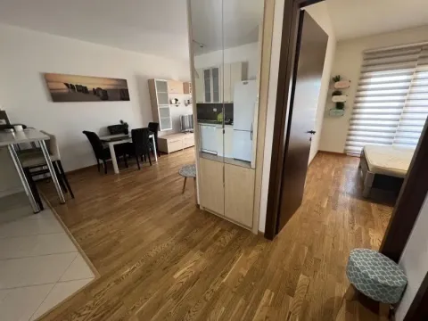 Rent, one bedroom apartment, 50m², City Kvart, Podgorica - image 5
