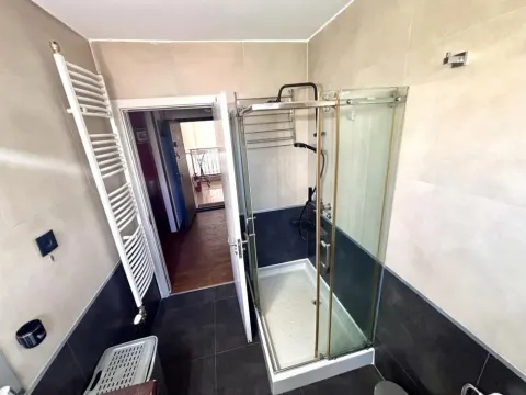 Sale, four bedroom apartment, 136m², Autokomanda, Voždovac Sve Podlokacije - image 9