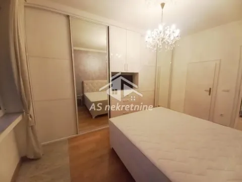 Izdavanje, trosoban stan, 70m², Gundulićev Venac, Beograd - image 8