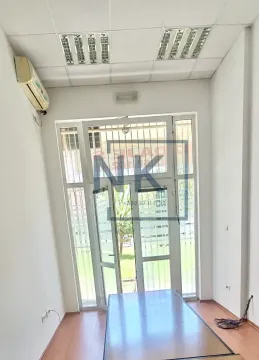 Rent, office space, 28m², Stari Aerodrom, Podgorica - image 1