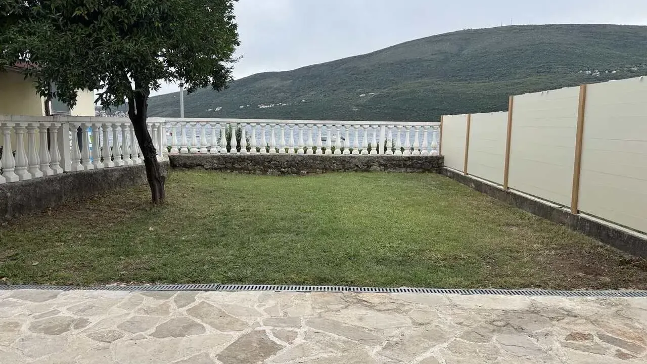 Sale, house, 156m², Đenovići, Herceg Novi