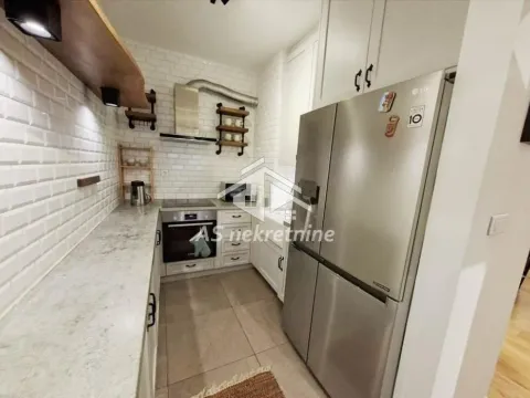 Rent, two bedroom apartment, 63m², Tašmajdan, Palilula Sve Podlokacije - image 7