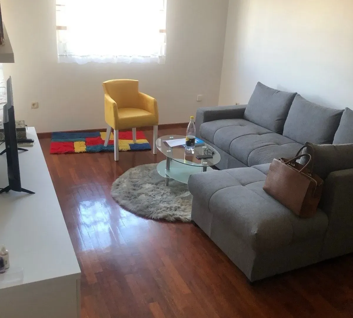 Izdavanje, jednosoban stan, 45m², Stari Aerodrom, Podgorica